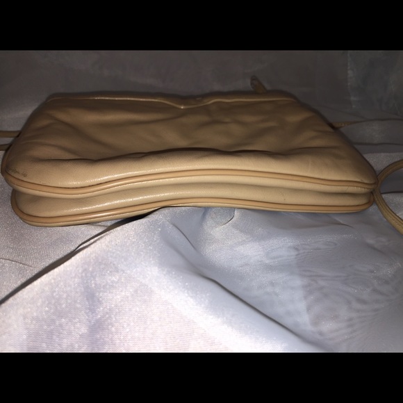 Etienne Aigner’s faux leather crossbody in beige - Picture 7 of 8